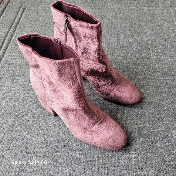 Sam Edelman pink velvet embossed floral print womens size 8 - Picture 2 of 11